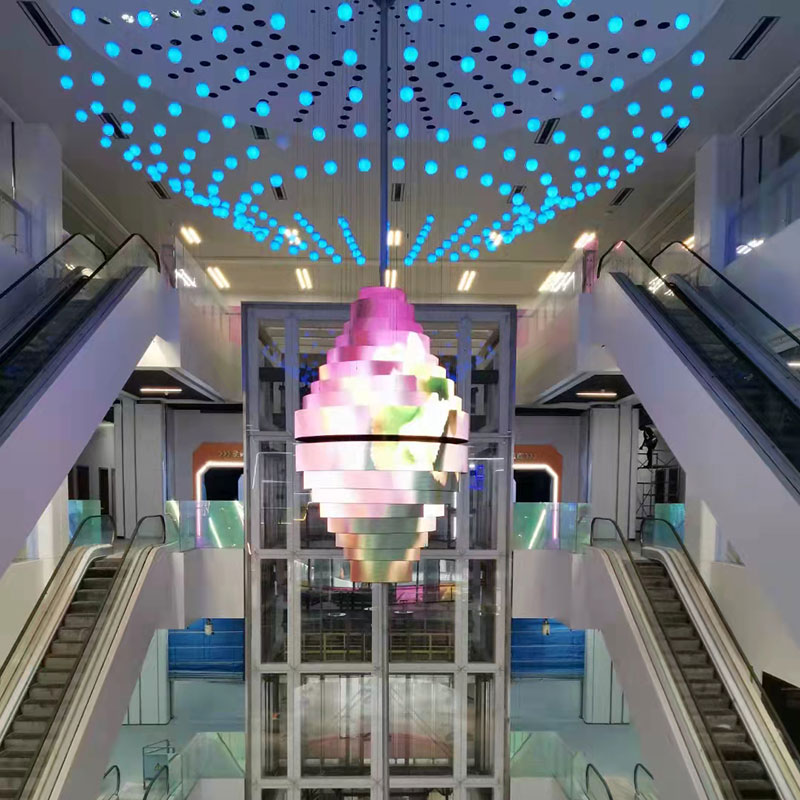 P6豪华商场吊装单面LED异形显示屏